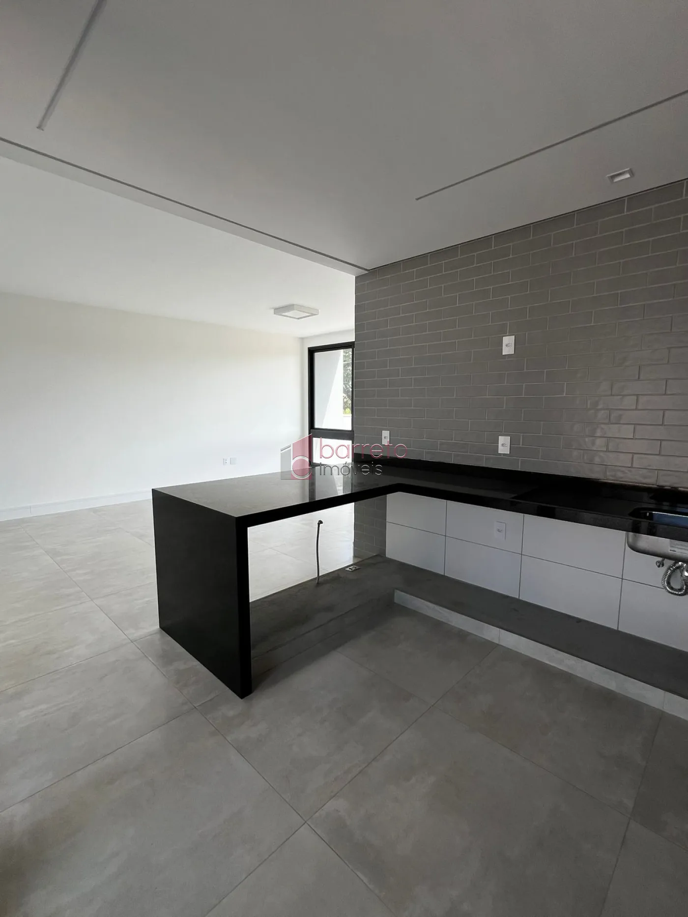 CASA À VENDA NO CONDOMÍNIO RESIDENCIAL DOS IPES – JUNDIAÍ/SP