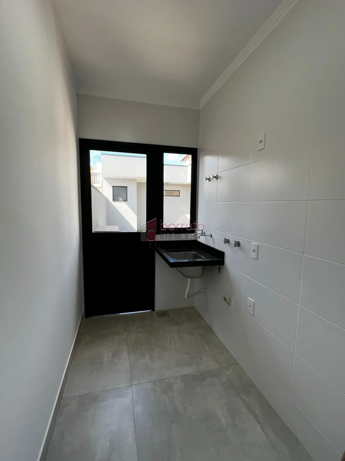 CASA À VENDA NO CONDOMÍNIO RESIDENCIAL DOS IPES – JUNDIAÍ/SP