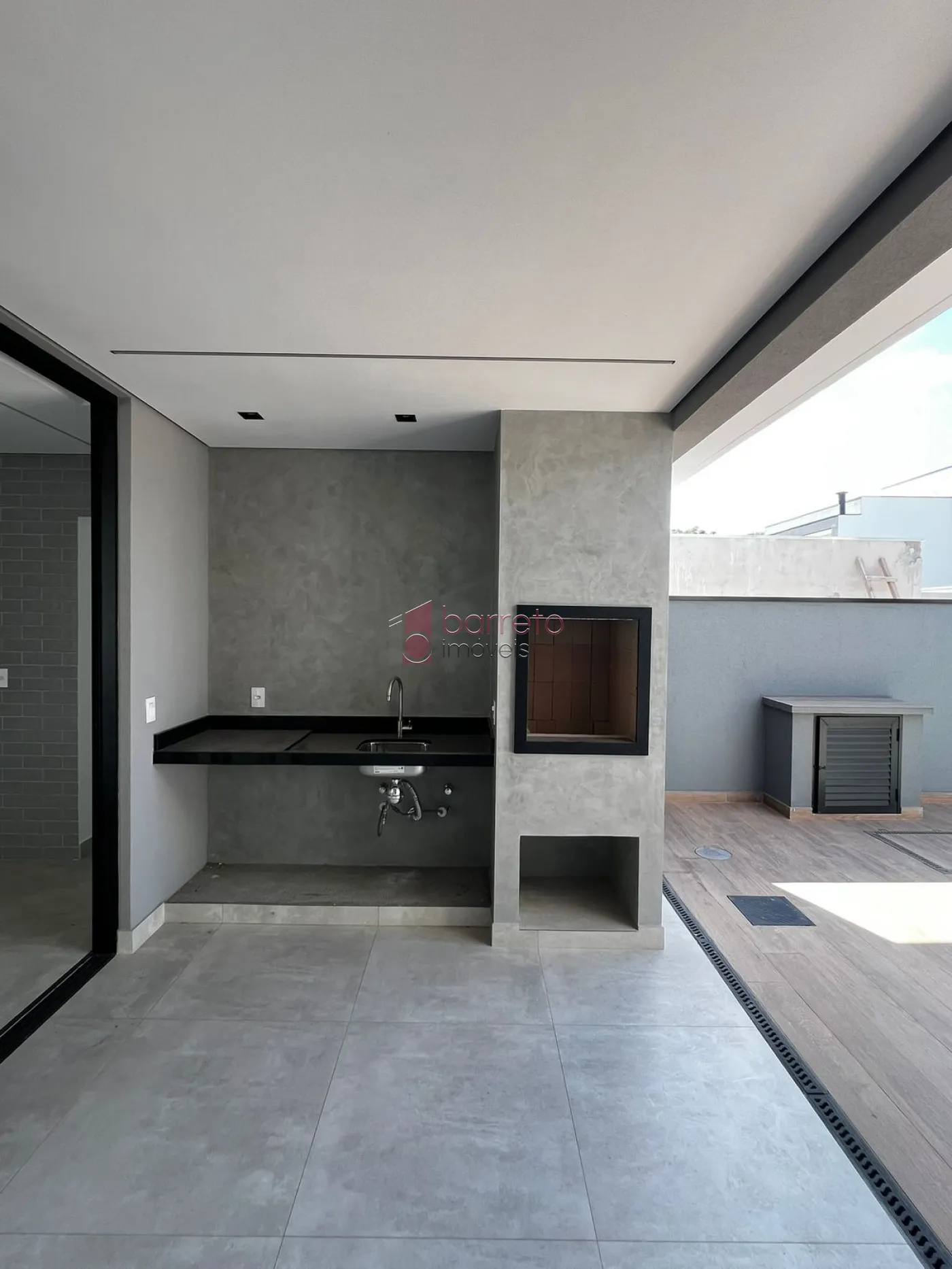 CASA À VENDA NO CONDOMÍNIO RESIDENCIAL DOS IPES – JUNDIAÍ/SP