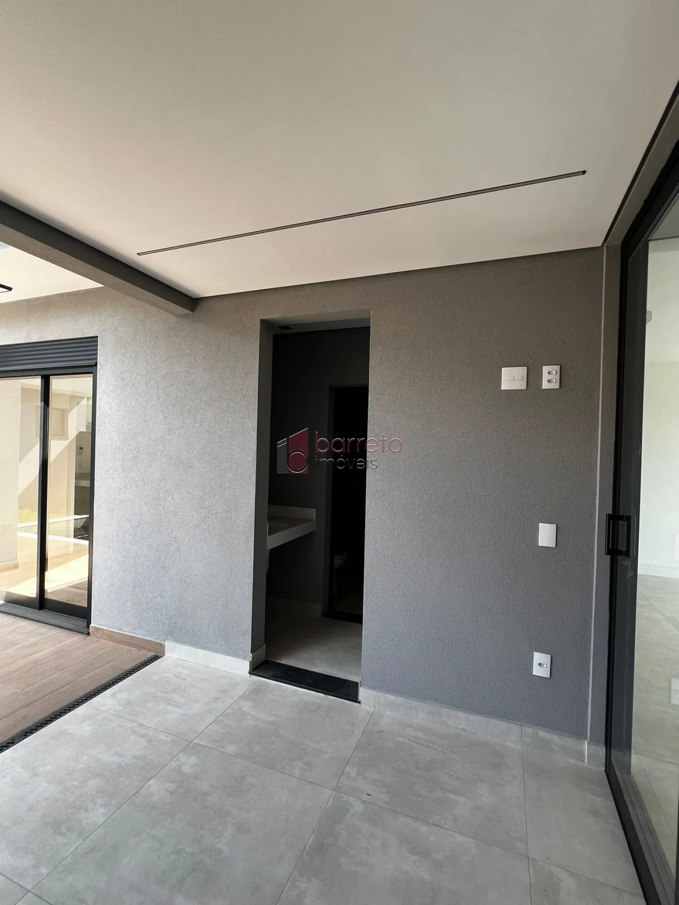 CASA À VENDA NO CONDOMÍNIO RESIDENCIAL DOS IPES – JUNDIAÍ/SP
