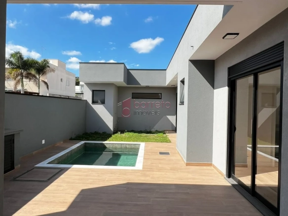 CASA À VENDA NO CONDOMÍNIO RESIDENCIAL DOS IPES – JUNDIAÍ/SP