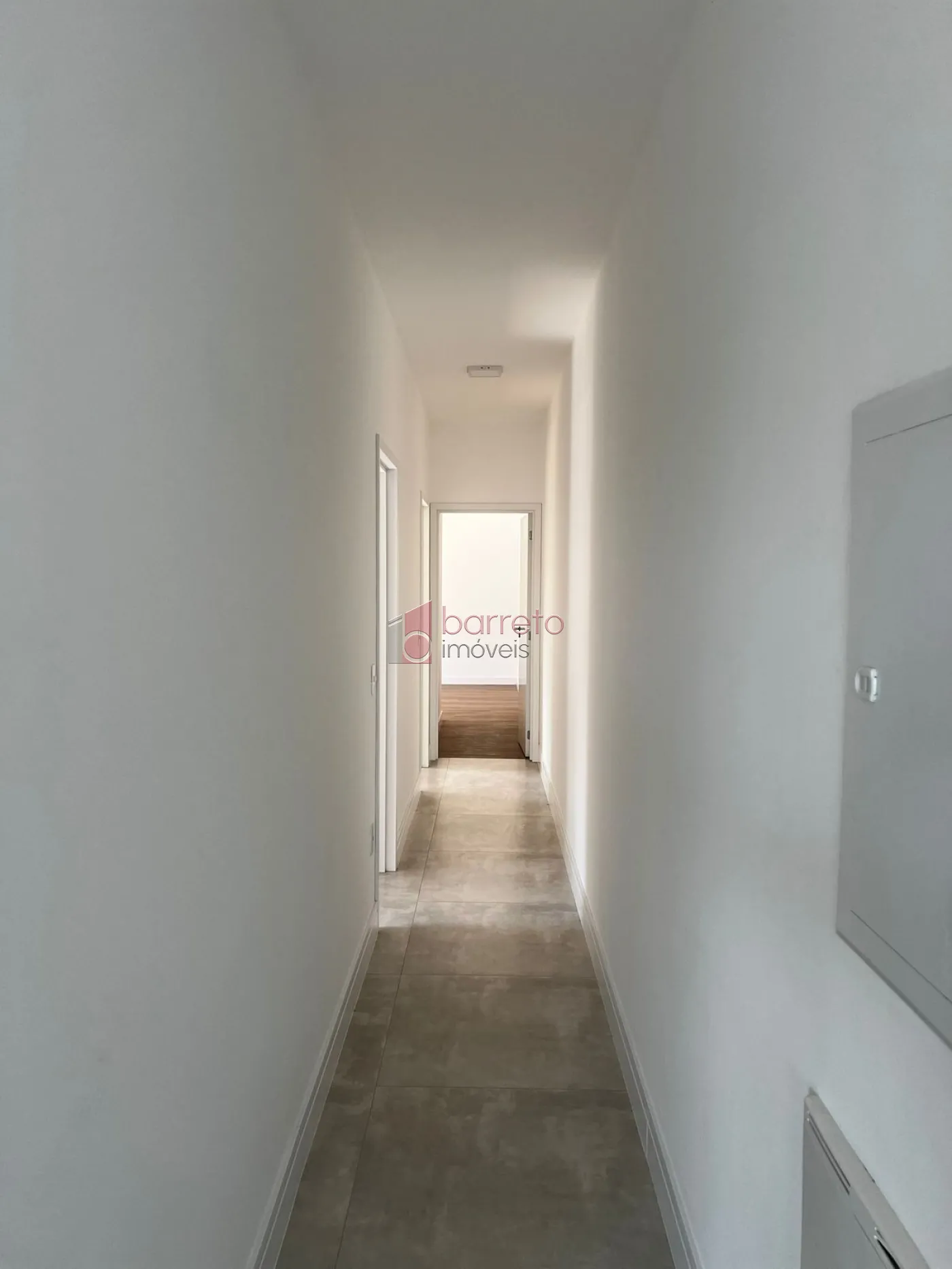 CASA À VENDA NO CONDOMÍNIO RESIDENCIAL DOS IPES – JUNDIAÍ/SP