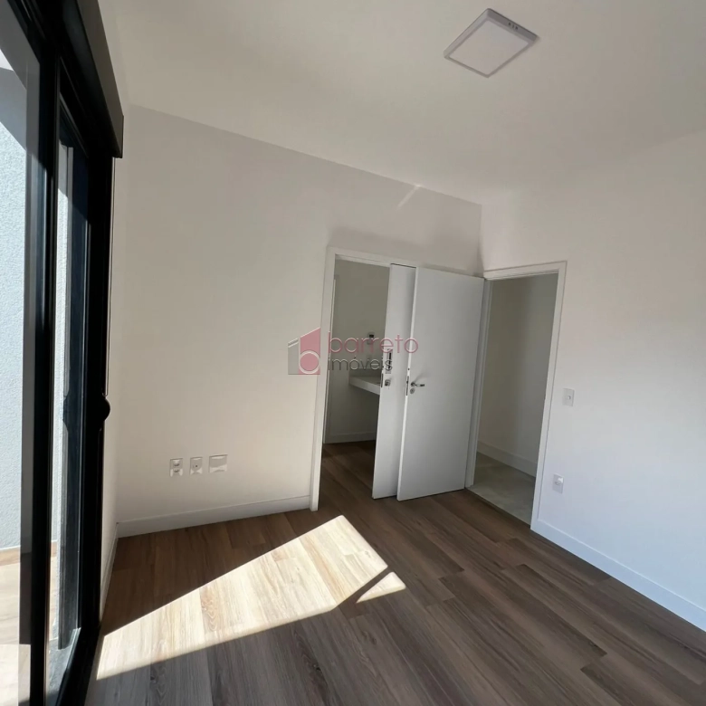 CASA À VENDA NO CONDOMÍNIO RESIDENCIAL DOS IPES – JUNDIAÍ/SP