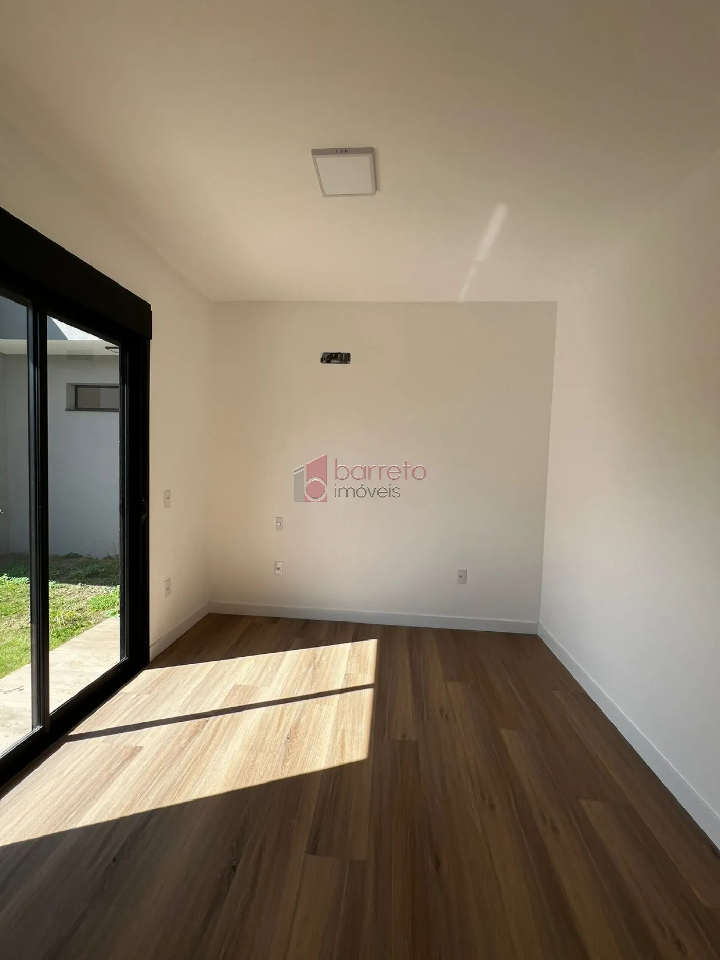 CASA À VENDA NO CONDOMÍNIO RESIDENCIAL DOS IPES – JUNDIAÍ/SP