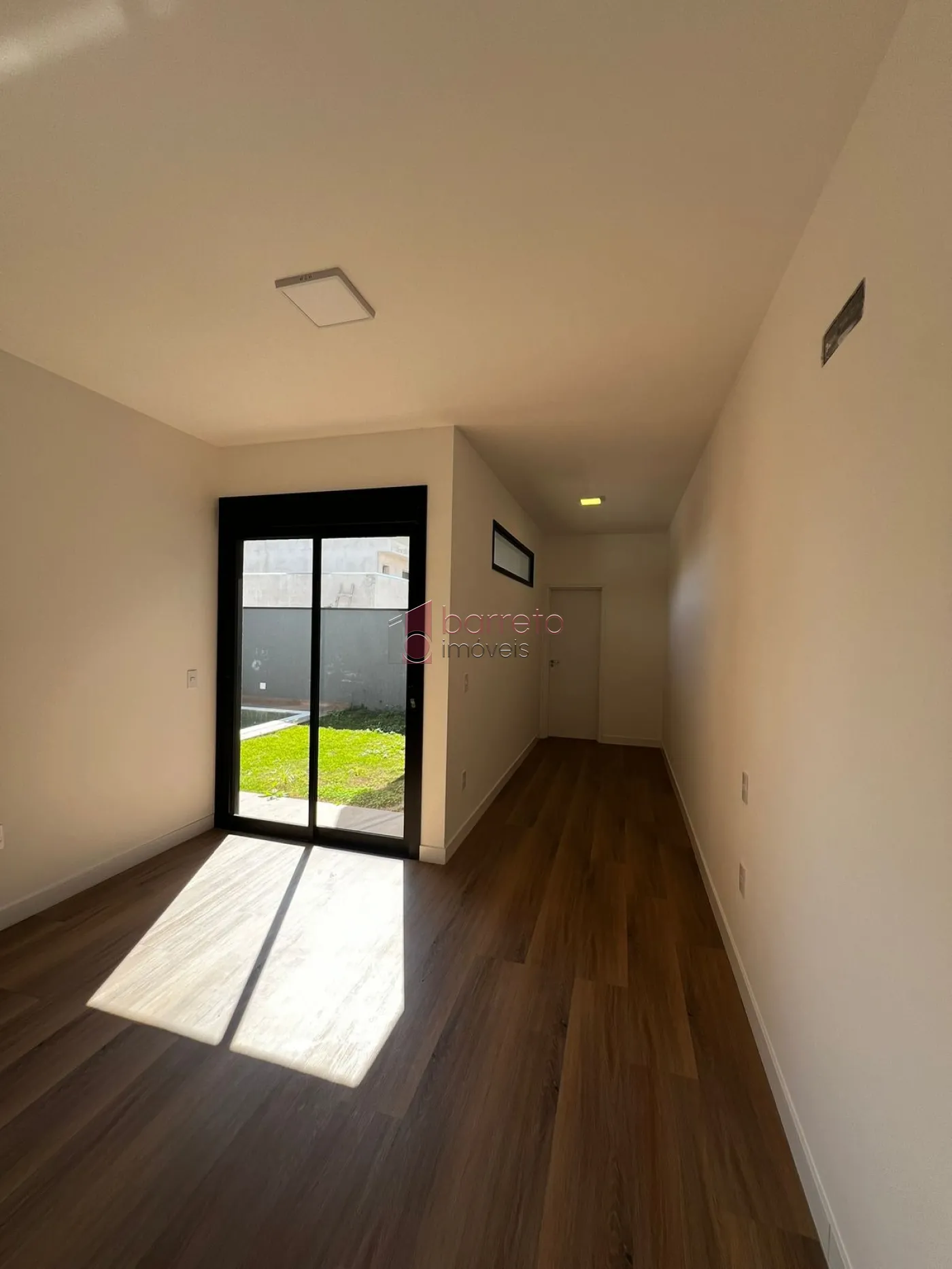 CASA À VENDA NO CONDOMÍNIO RESIDENCIAL DOS IPES – JUNDIAÍ/SP