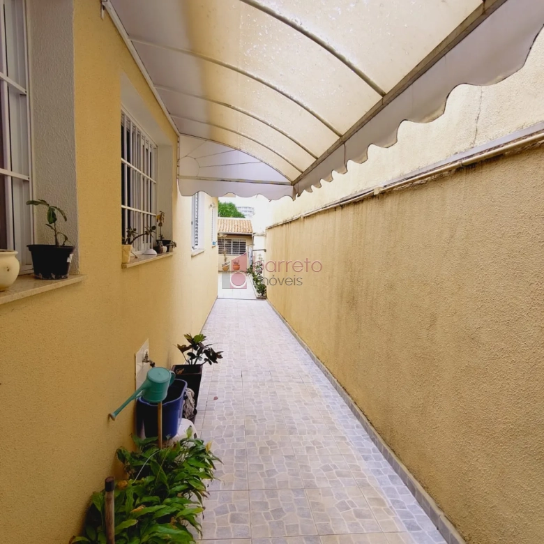 CASA TÉRREA À VENDA NO BAIRRO ANHANGABAÚ – JUNDIAÍ/SP