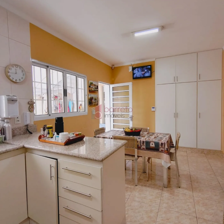 CASA TÉRREA À VENDA NO BAIRRO ANHANGABAÚ – JUNDIAÍ/SP