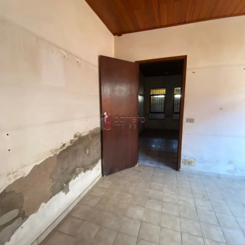 CASA À VENDA NA PONTE SÃO JOÃO EM JUNDIAÍ/SP