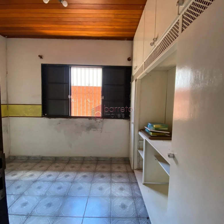 CASA À VENDA NA PONTE SÃO JOÃO EM JUNDIAÍ/SP