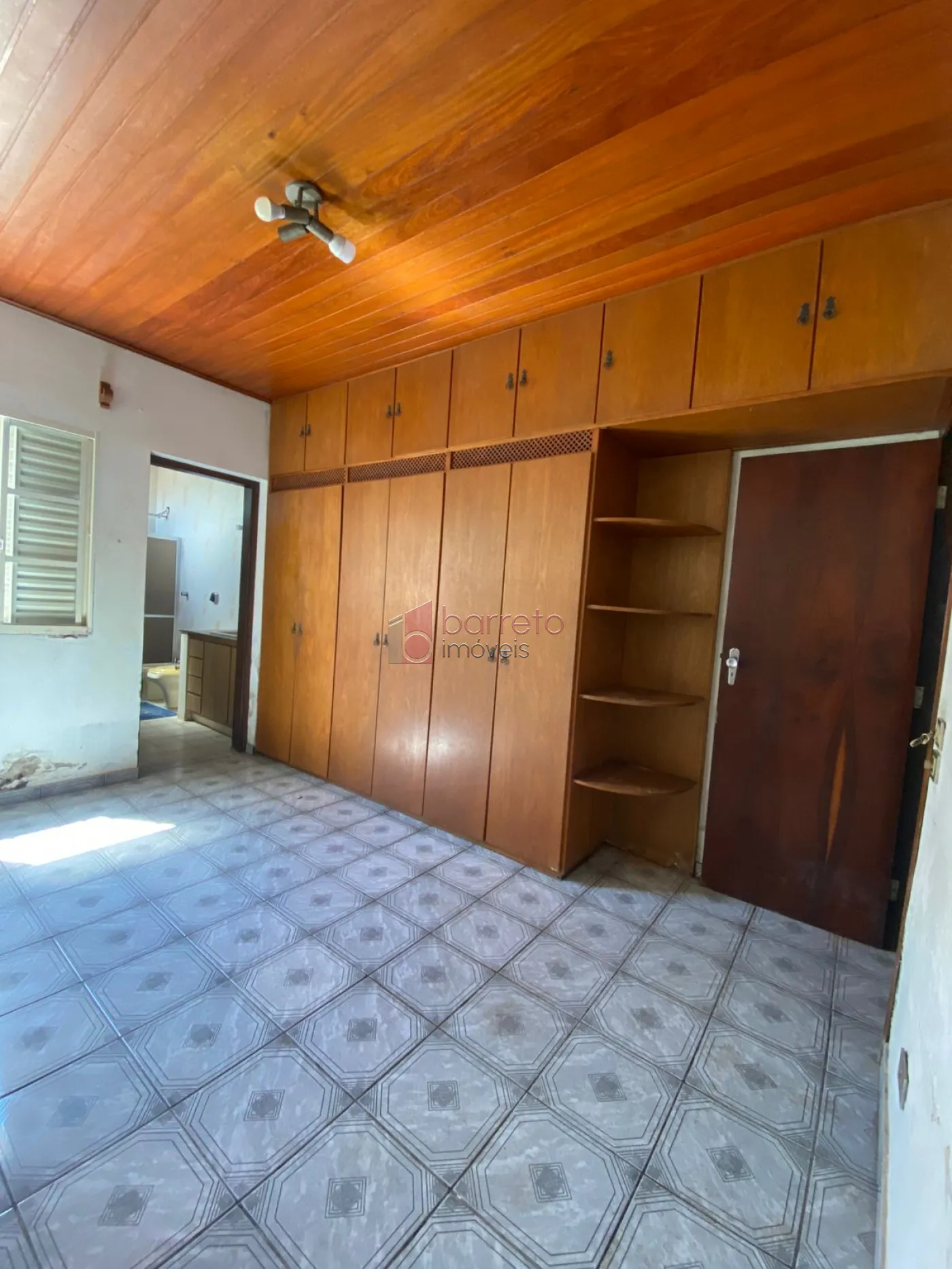 CASA À VENDA NA PONTE SÃO JOÃO EM JUNDIAÍ/SP