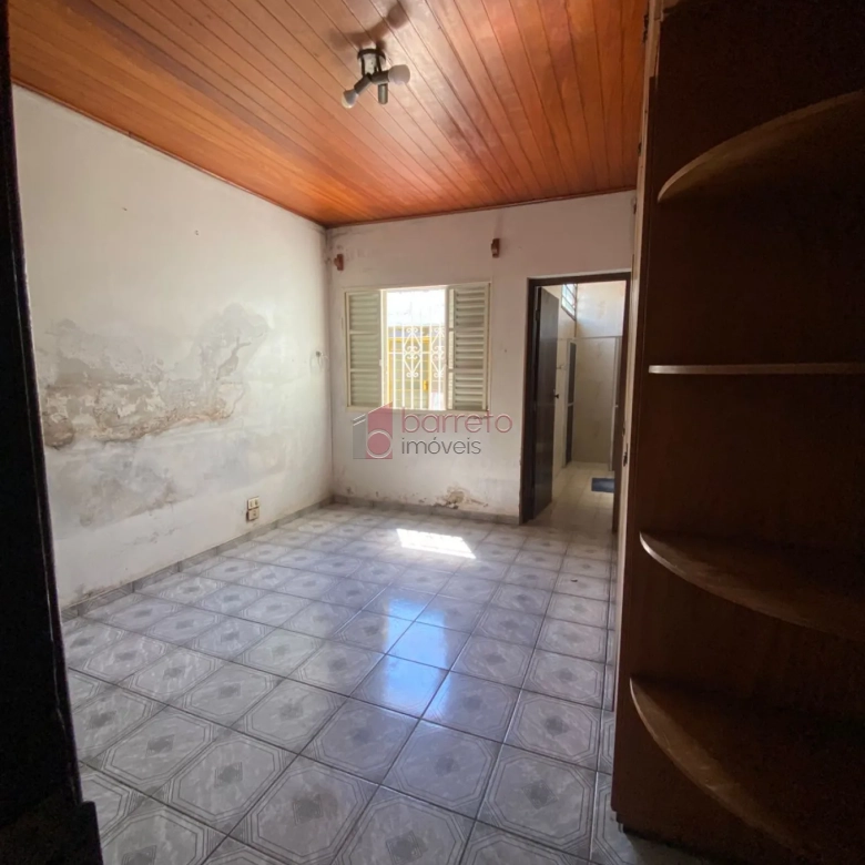 CASA À VENDA NA PONTE SÃO JOÃO EM JUNDIAÍ/SP