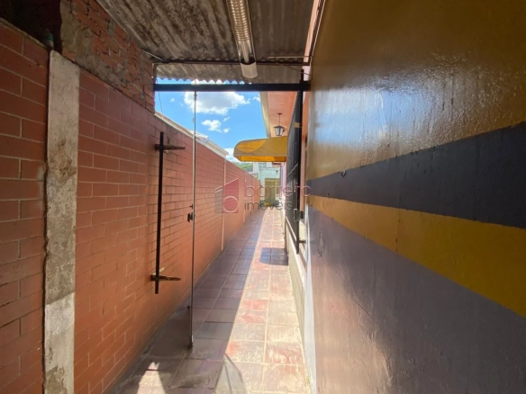 CASA À VENDA NA PONTE SÃO JOÃO EM JUNDIAÍ/SP