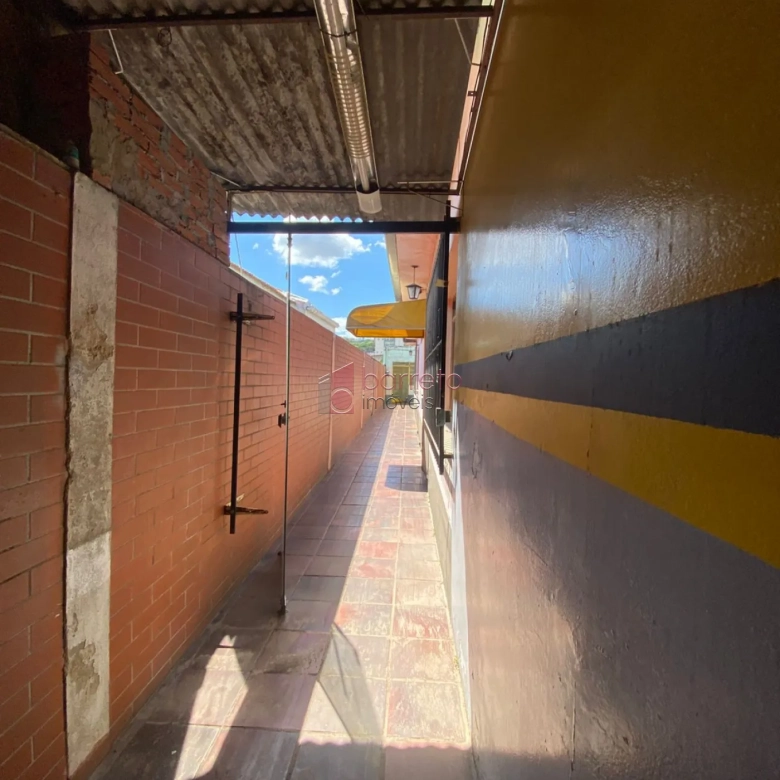 CASA À VENDA NA PONTE SÃO JOÃO EM JUNDIAÍ/SP