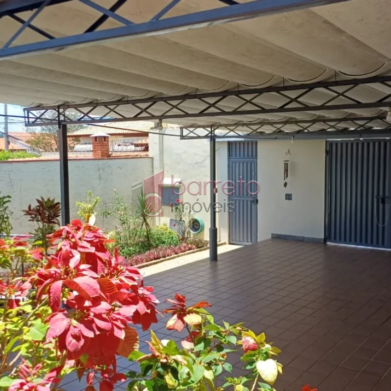 CASA À VENDA NO BAIRRO CAXAMBÚ EM JUNDIAÍ/SP
