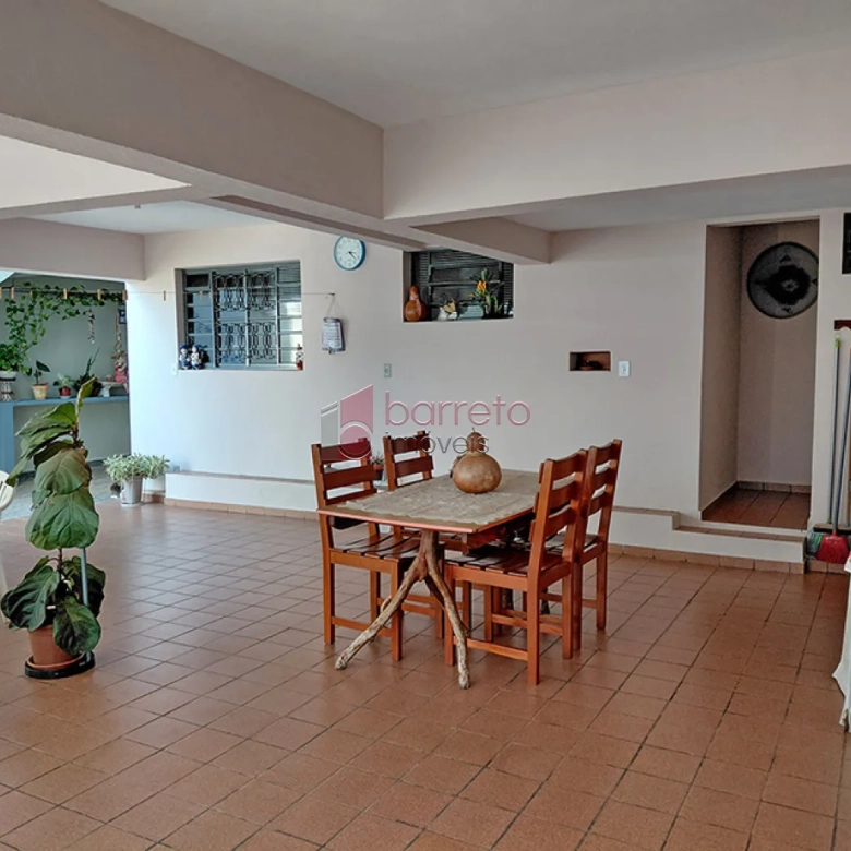 CASA À VENDA NO BAIRRO CAXAMBÚ EM JUNDIAÍ/SP