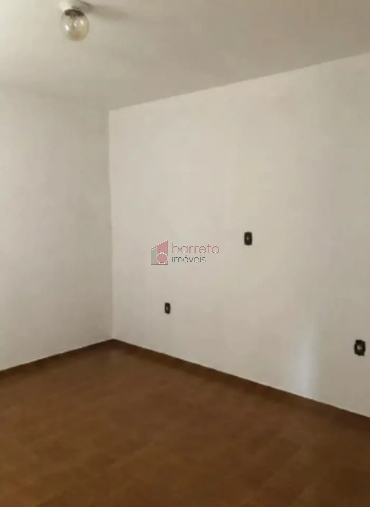 CASA À VENDA NO CONJUNTO RESIDENCIAL IAPI EM JUNDIAÍ/SP