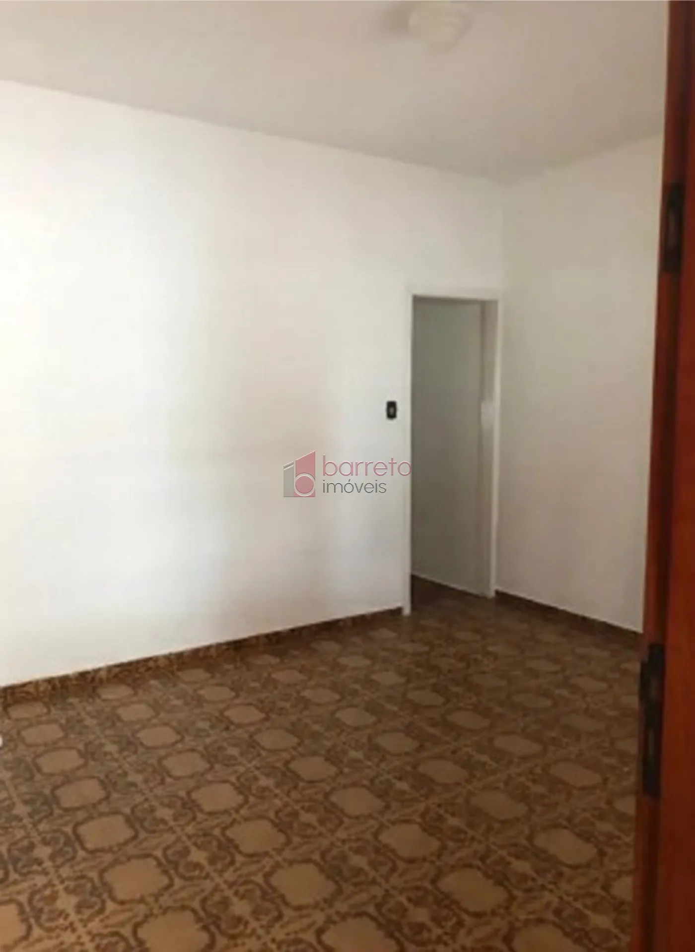 CASA À VENDA NO CONJUNTO RESIDENCIAL IAPI EM JUNDIAÍ/SP