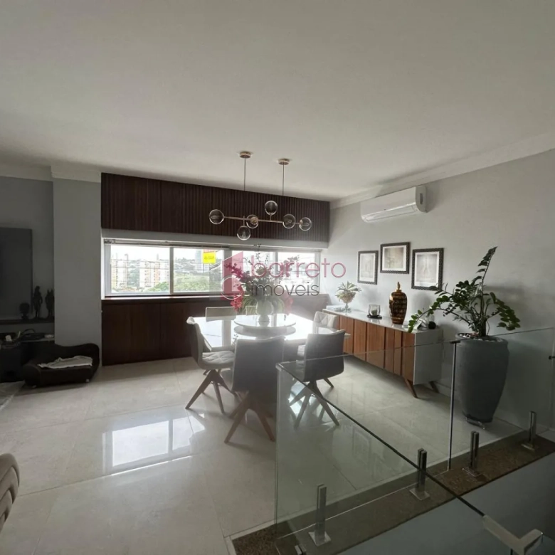 CASA À VENDA NO JARDIM SAMAMBAIA EM JUNDIAÍ/SP