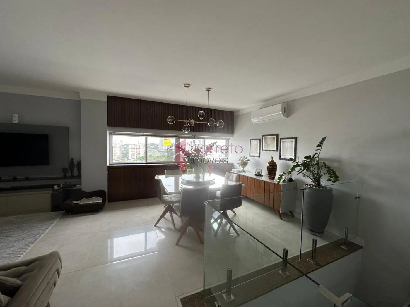 CASA À VENDA NO JARDIM SAMAMBAIA EM JUNDIAÍ/SP