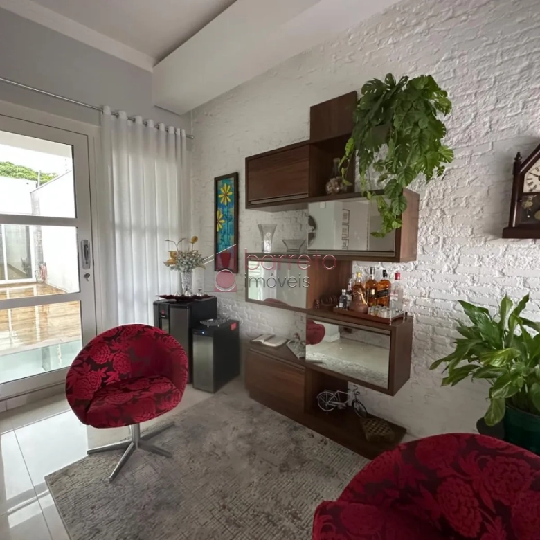 CASA À VENDA NO JARDIM SAMAMBAIA EM JUNDIAÍ/SP