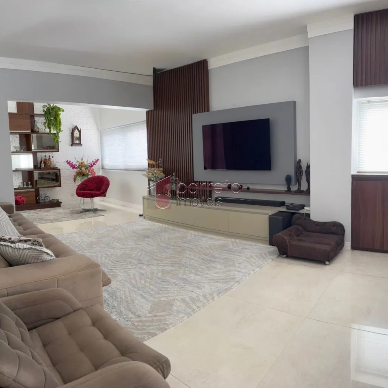CASA À VENDA NO JARDIM SAMAMBAIA EM JUNDIAÍ/SP