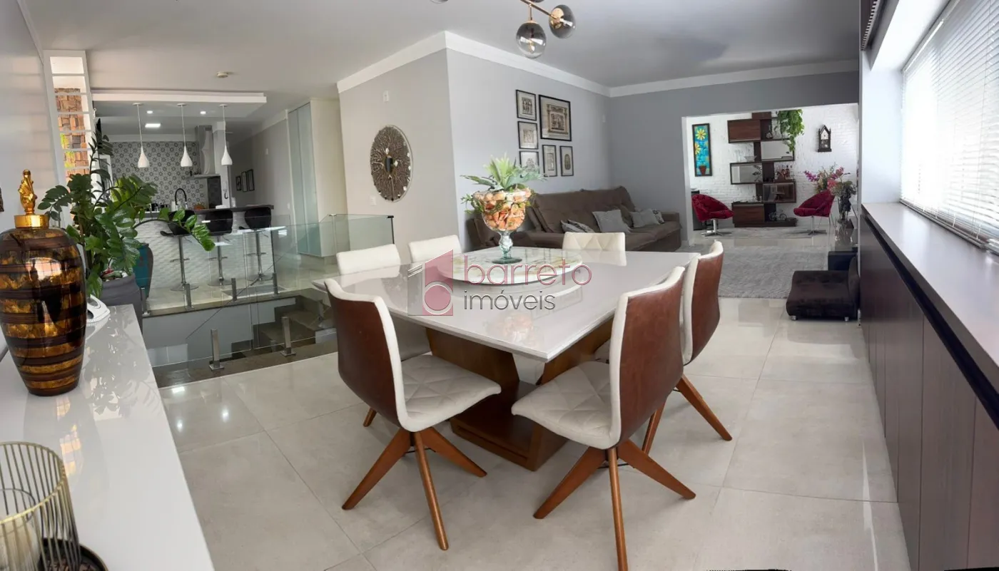 CASA À VENDA NO JARDIM SAMAMBAIA EM JUNDIAÍ/SP
