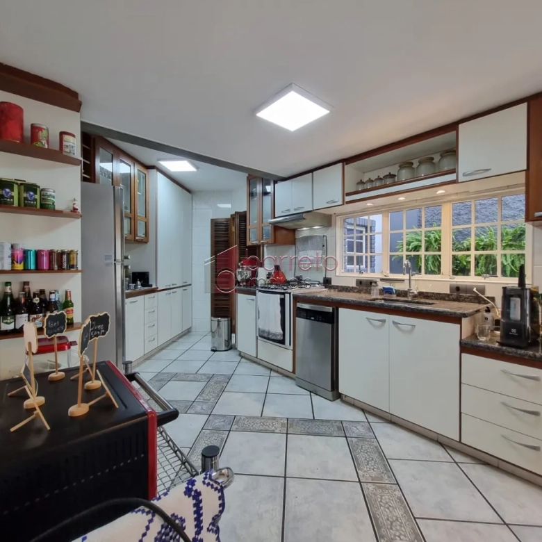 SOBRADO À VENDA (PORTEIRA FECHADA) NO BAIRRO JARDIM PAULISTA II – JUNDIAÍ/SP