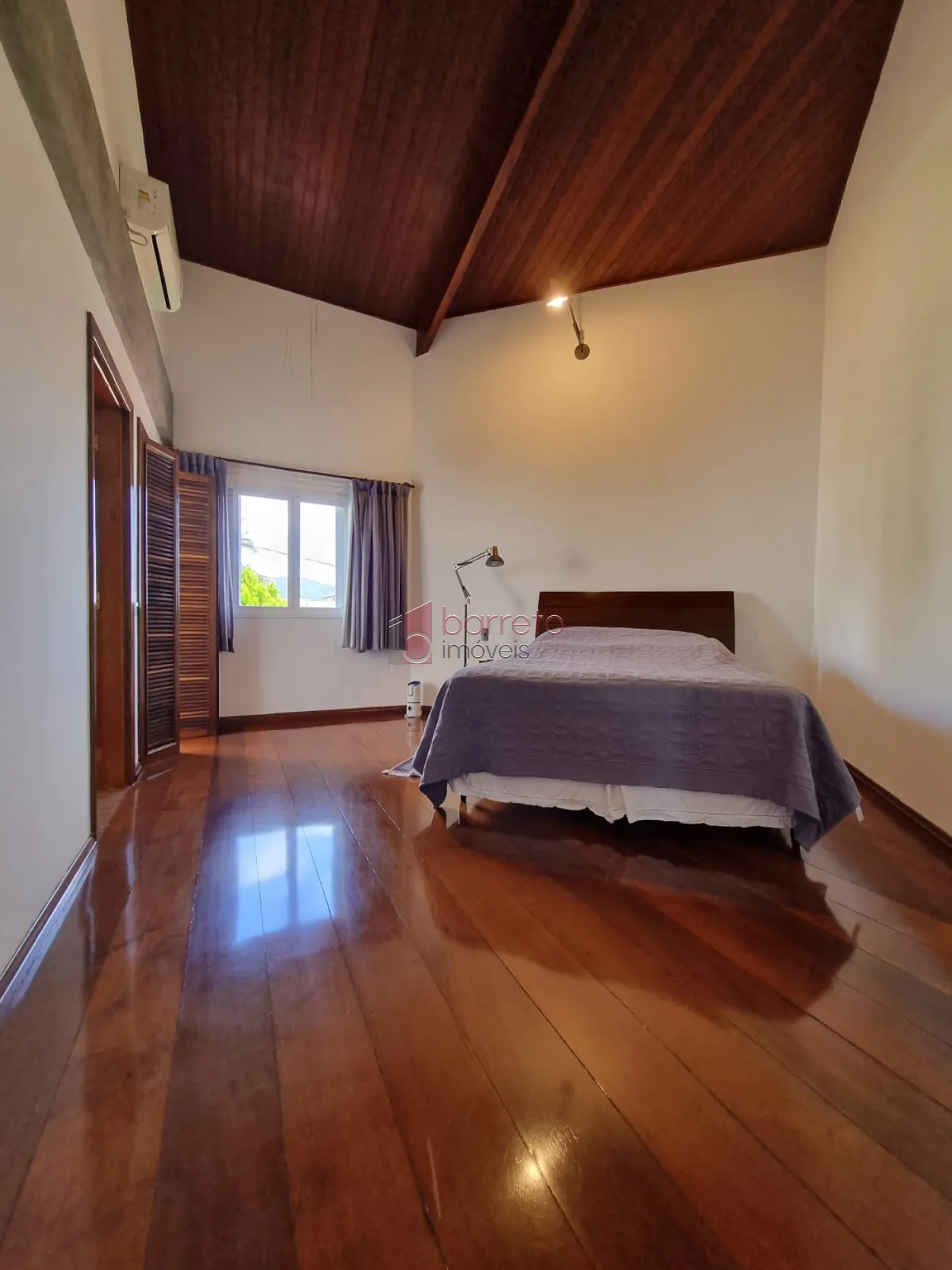 SOBRADO À VENDA (PORTEIRA FECHADA) NO BAIRRO JARDIM PAULISTA II – JUNDIAÍ/SP