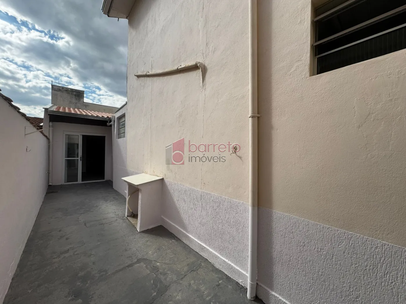 CASA À VENDA NO BAIRRO JARDIM ERMIDA EM JUNDIAÍ/SP