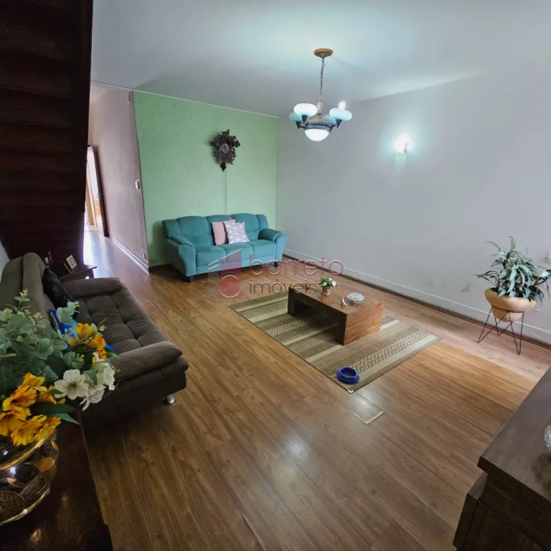 SOBRADO À VENDA NO BAIRRO VILA ARENS – JUNDIAÍ/SP