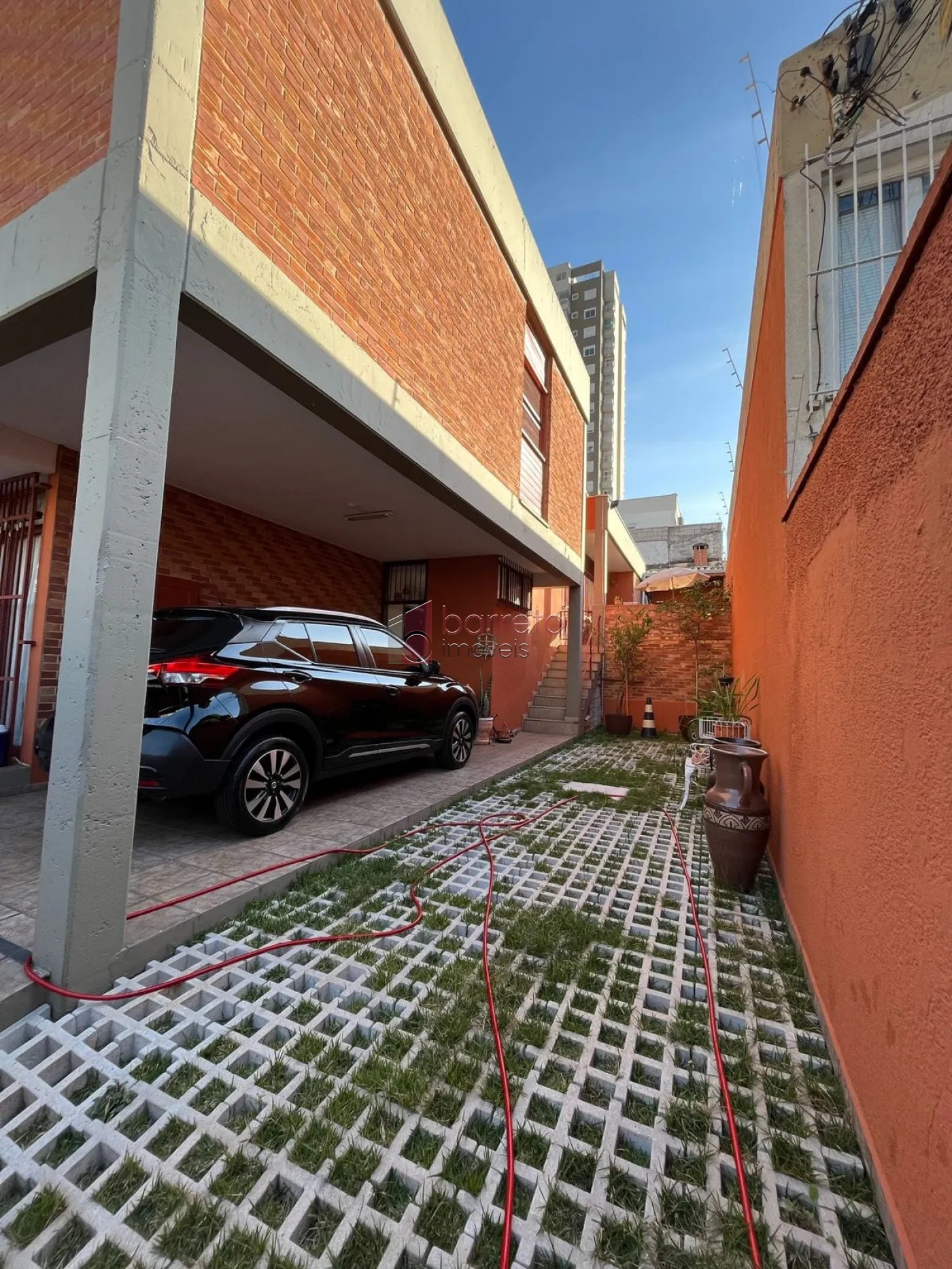 SOBRADO À VENDA NO BAIRRO VILA BELA I EM JUNDIAÍ/SP