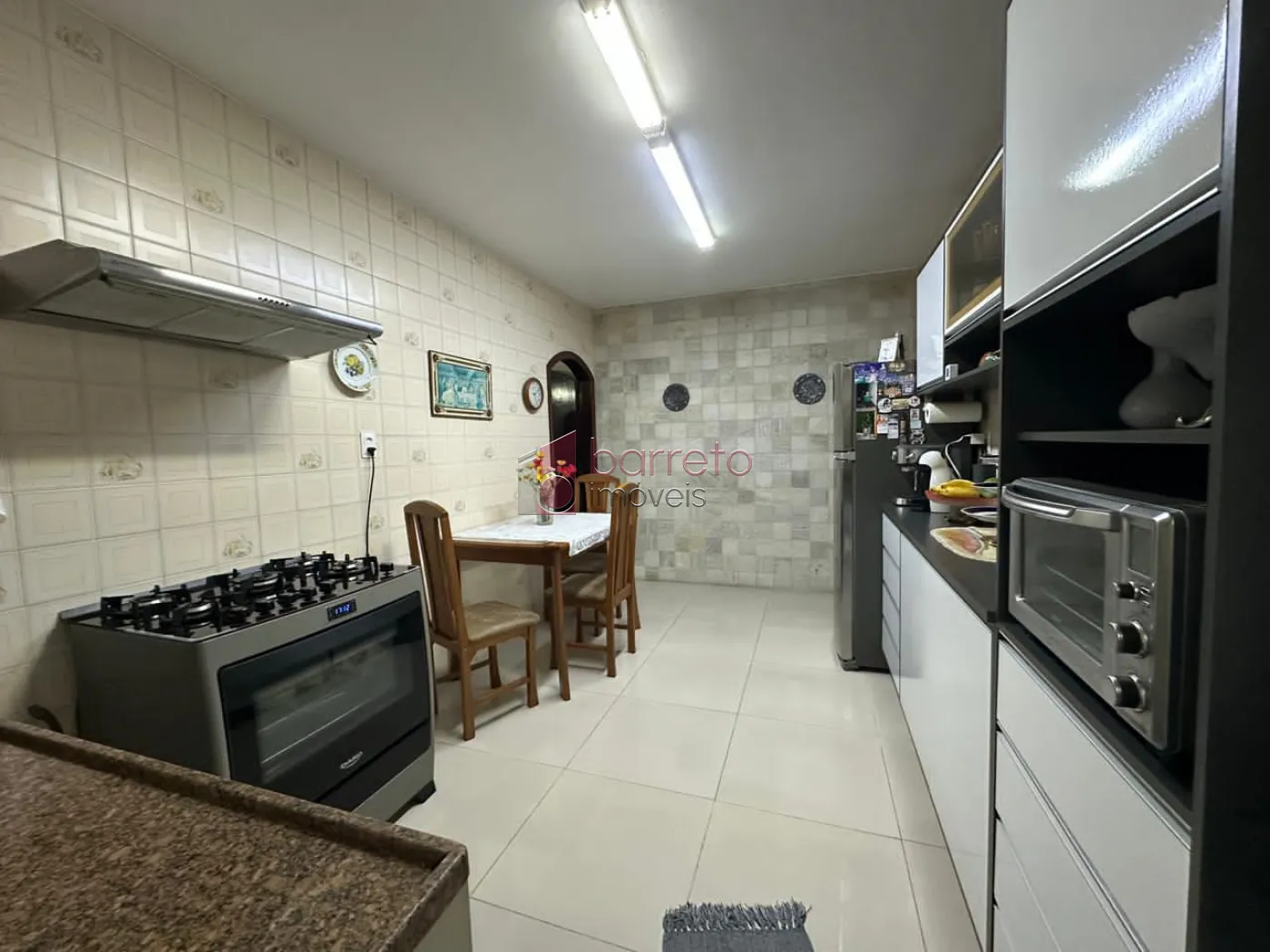 CASA TÉRREA À VENDA – 03 QUARTOS – VILA GALVÃO – JUNDIAÍ/SP