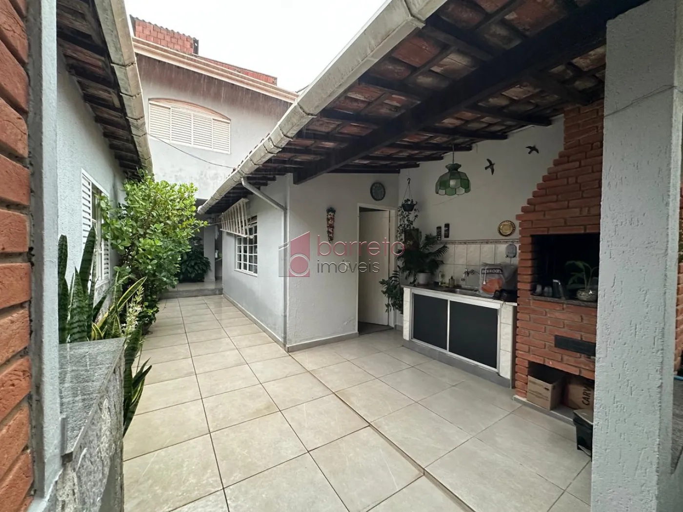 CASA TÉRREA À VENDA – 03 QUARTOS – VILA GALVÃO – JUNDIAÍ/SP