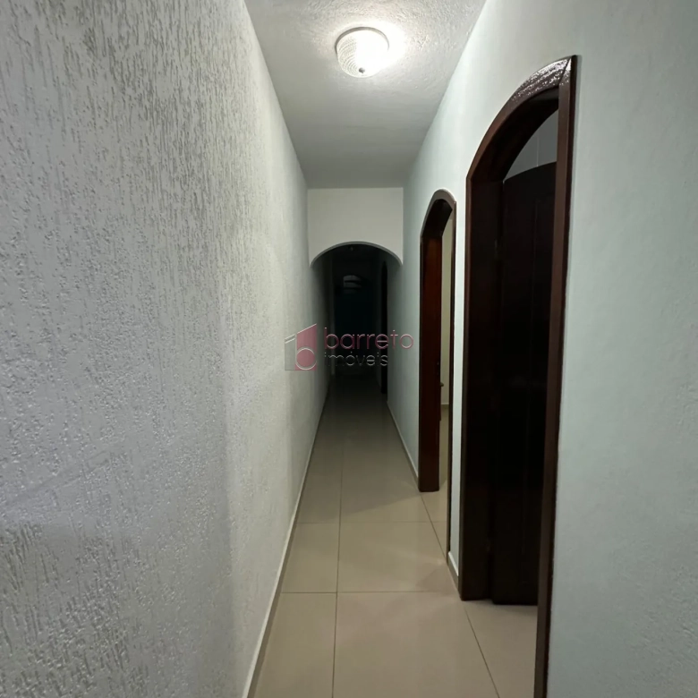 CASA TÉRREA À VENDA – 03 QUARTOS – VILA GALVÃO – JUNDIAÍ/SP