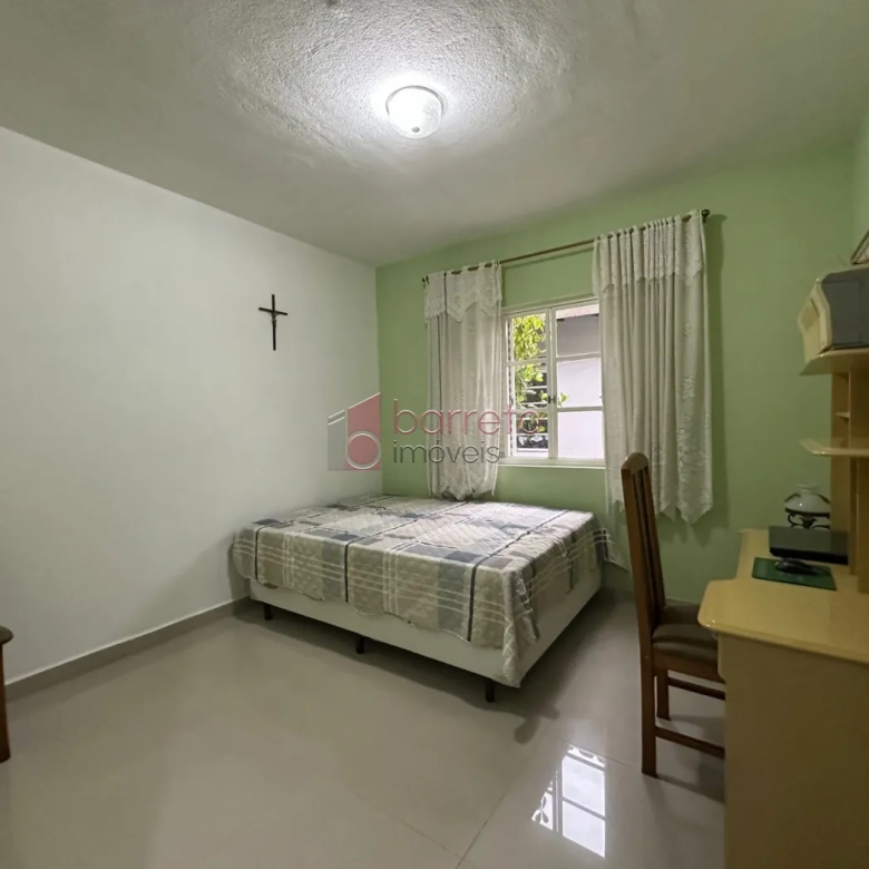 CASA TÉRREA À VENDA – 03 QUARTOS – VILA GALVÃO – JUNDIAÍ/SP