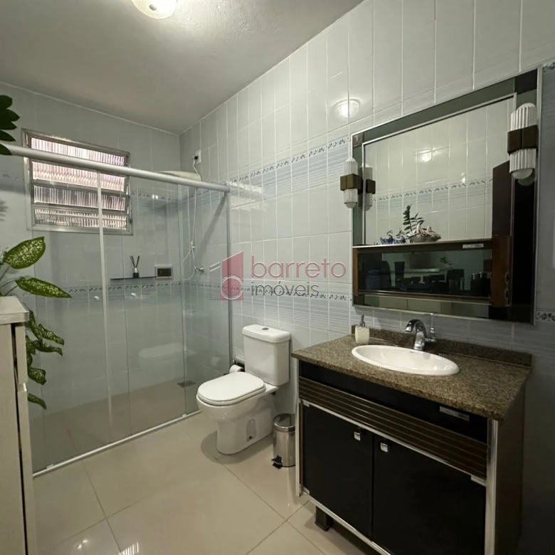 CASA TÉRREA À VENDA – 03 QUARTOS – VILA GALVÃO – JUNDIAÍ/SP