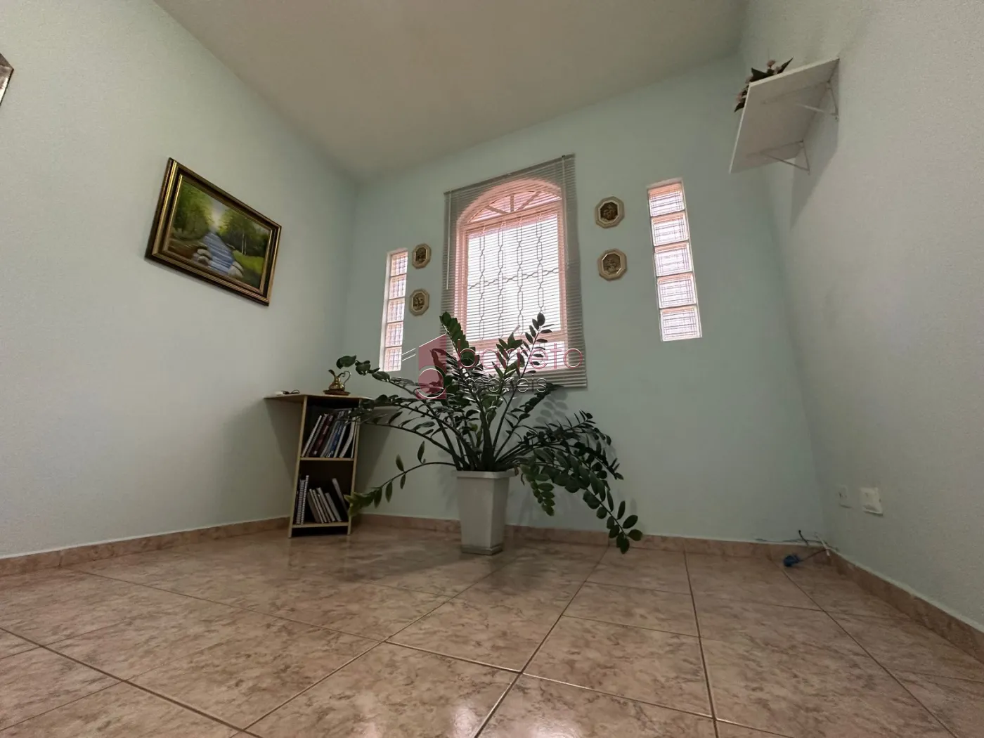 CASA TÉRREA À VENDA – 03 QUARTOS – VILA GALVÃO – JUNDIAÍ/SP