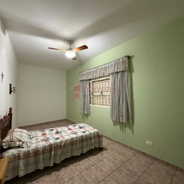 CASA TÉRREA À VENDA – 03 QUARTOS – VILA GALVÃO – JUNDIAÍ/SP