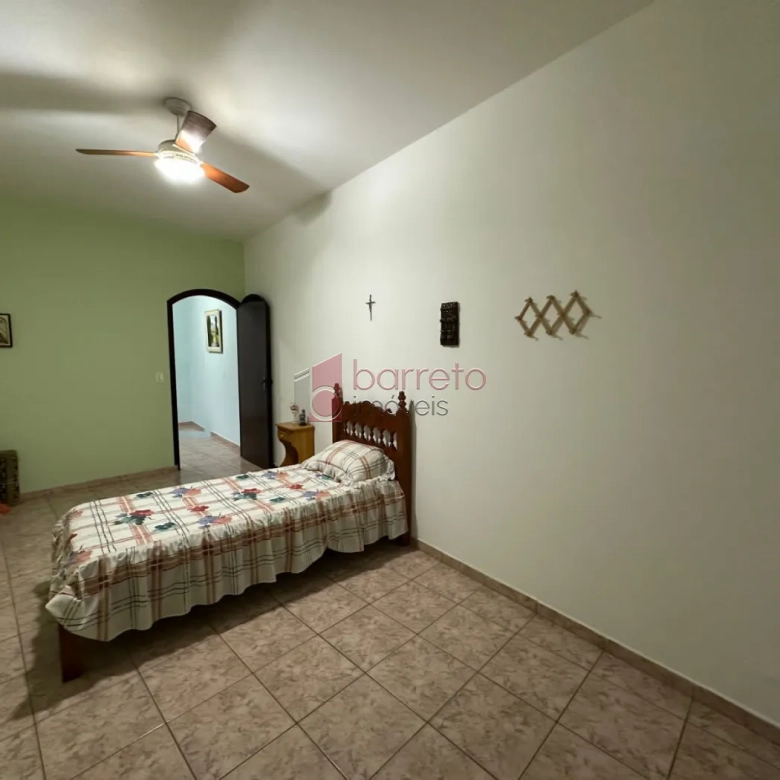 CASA TÉRREA À VENDA – 03 QUARTOS – VILA GALVÃO – JUNDIAÍ/SP