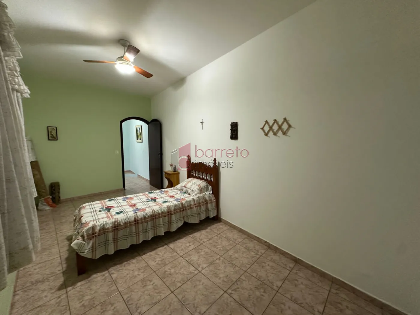 CASA TÉRREA À VENDA – 03 QUARTOS – VILA GALVÃO – JUNDIAÍ/SP