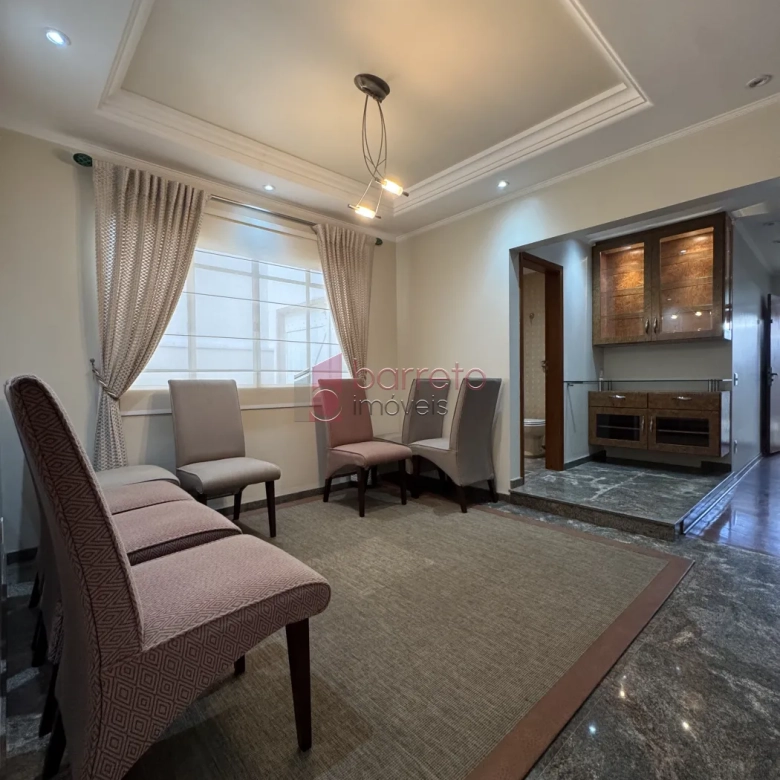 CASA TÉRREA À VENDA COM 03 QUARTOS – VILA RAMI – JUNDIAÍ/SP