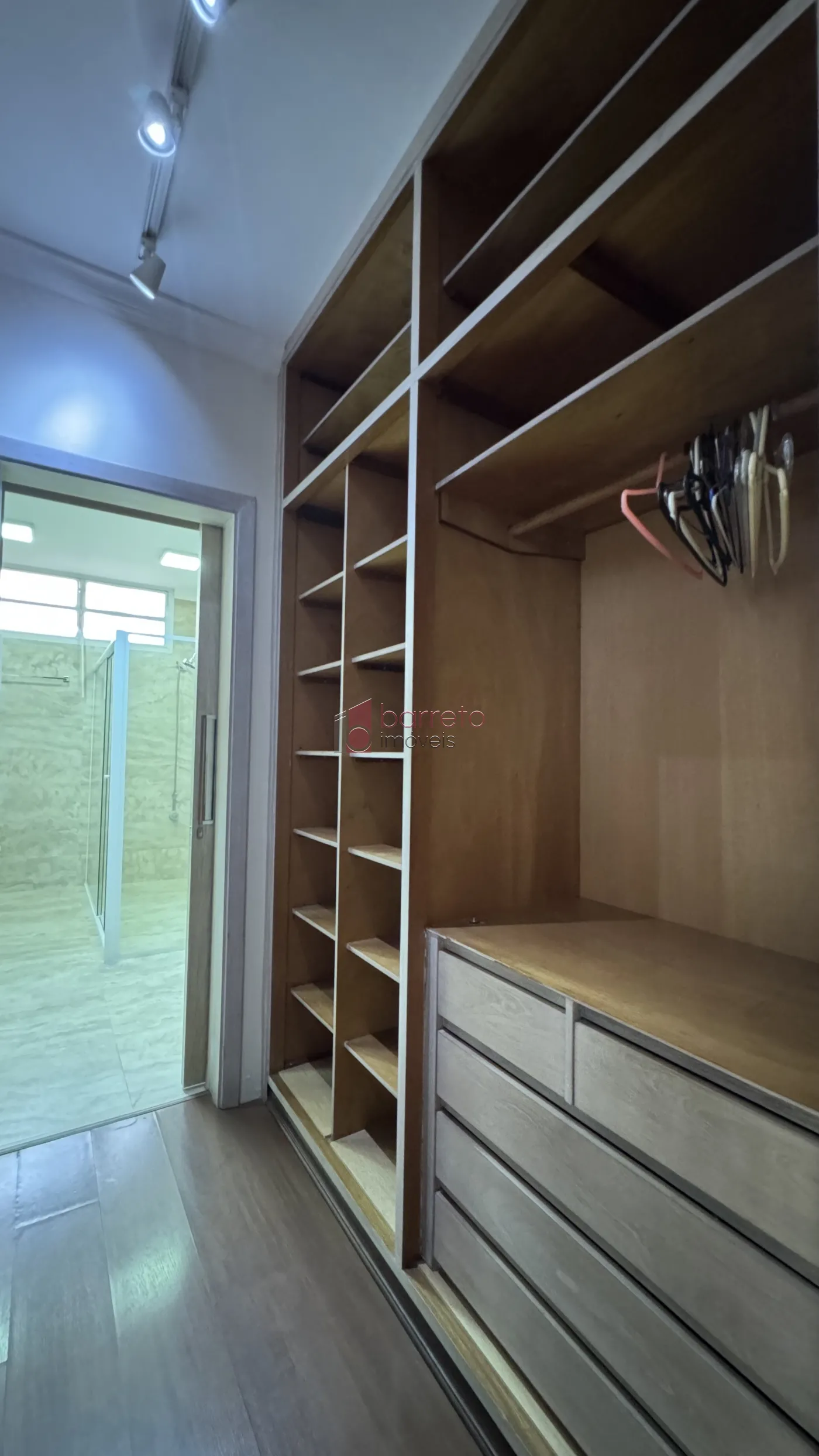 CASA TÉRREA À VENDA COM 03 QUARTOS – VILA RAMI – JUNDIAÍ/SP