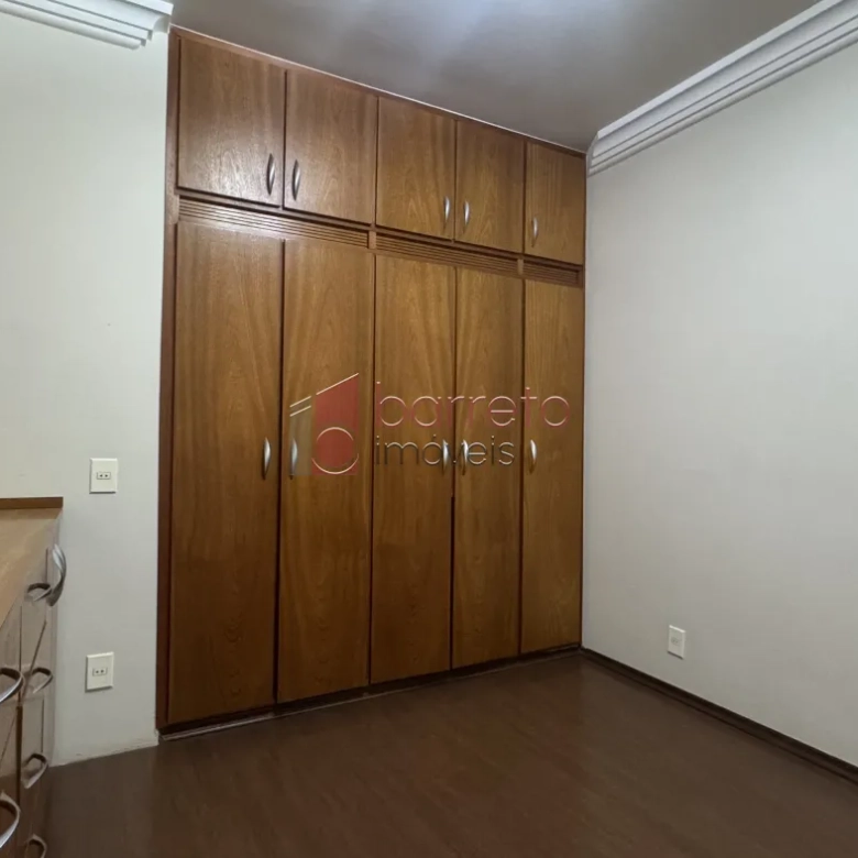 CASA TÉRREA À VENDA COM 03 QUARTOS – VILA RAMI – JUNDIAÍ/SP