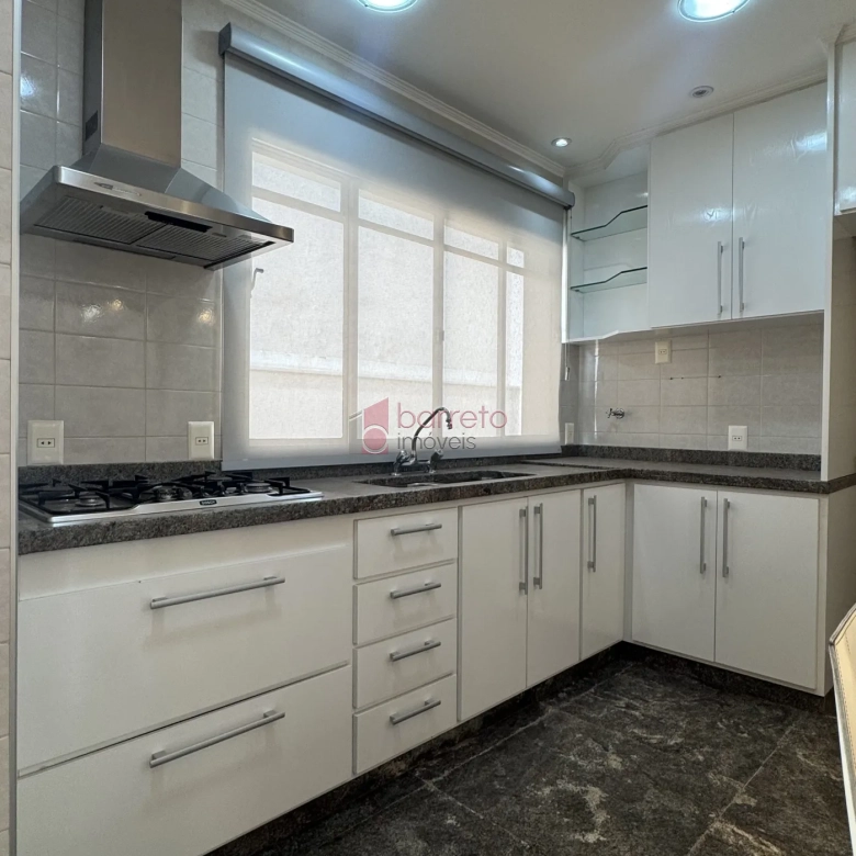 CASA TÉRREA À VENDA COM 03 QUARTOS – VILA RAMI – JUNDIAÍ/SP