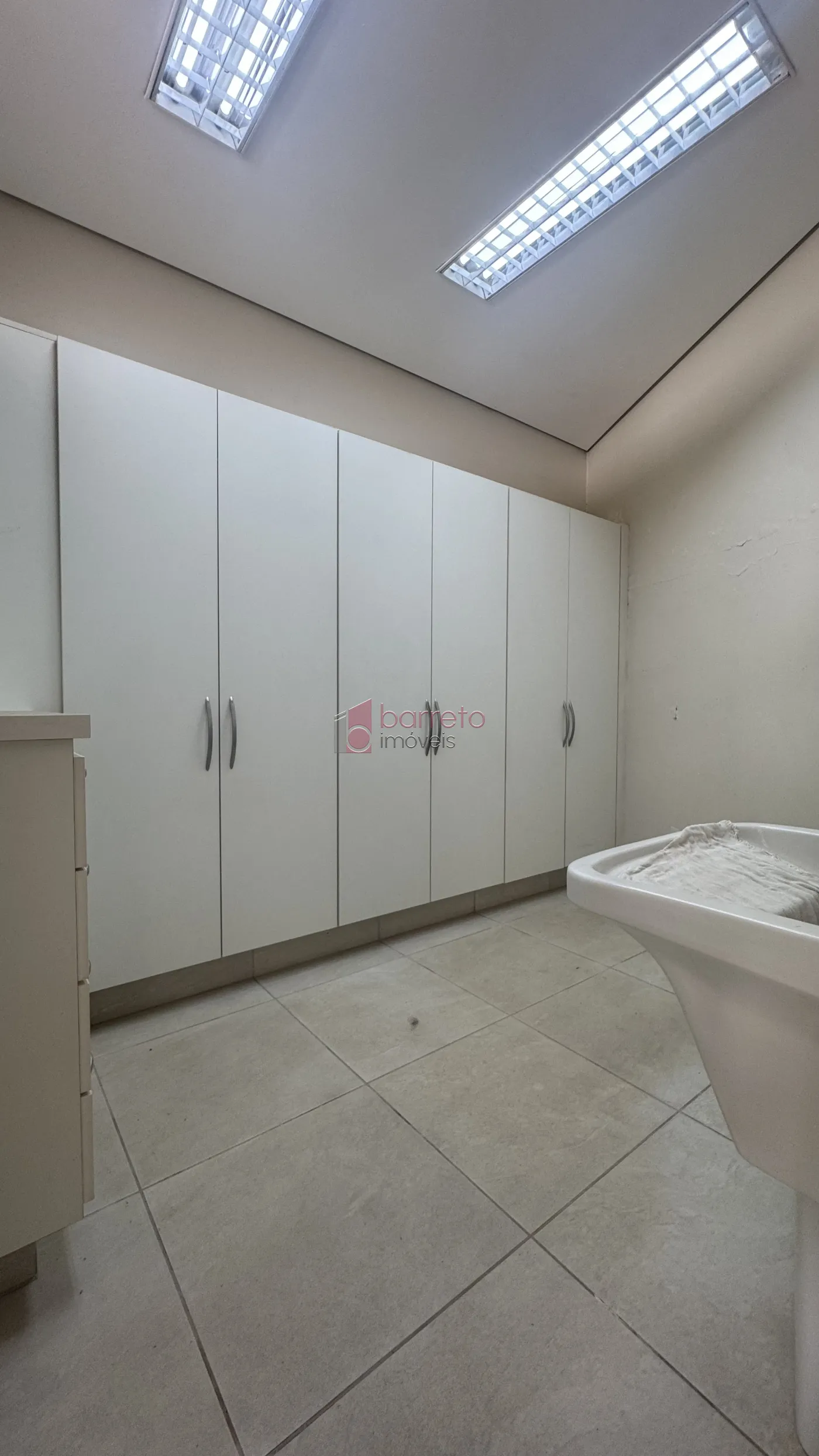 CASA TÉRREA À VENDA COM 03 QUARTOS – VILA RAMI – JUNDIAÍ/SP