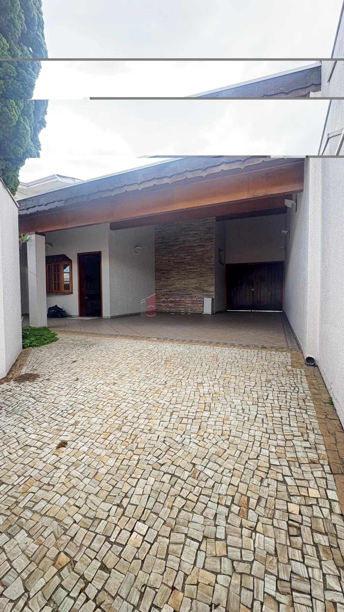 CASA TÉRREA À VENDA COM 03 QUARTOS – VILA RAMI – JUNDIAÍ/SP