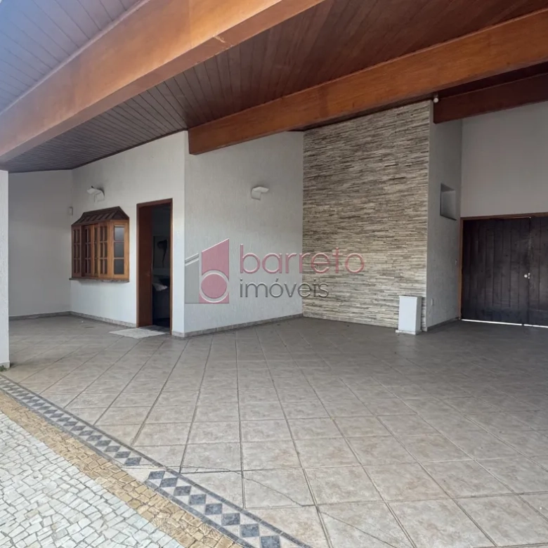 CASA TÉRREA À VENDA COM 03 QUARTOS – VILA RAMI – JUNDIAÍ/SP