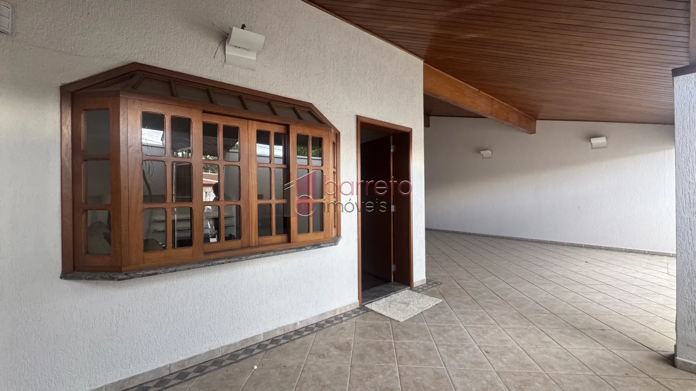 CASA TÉRREA À VENDA COM 03 QUARTOS – VILA RAMI – JUNDIAÍ/SP