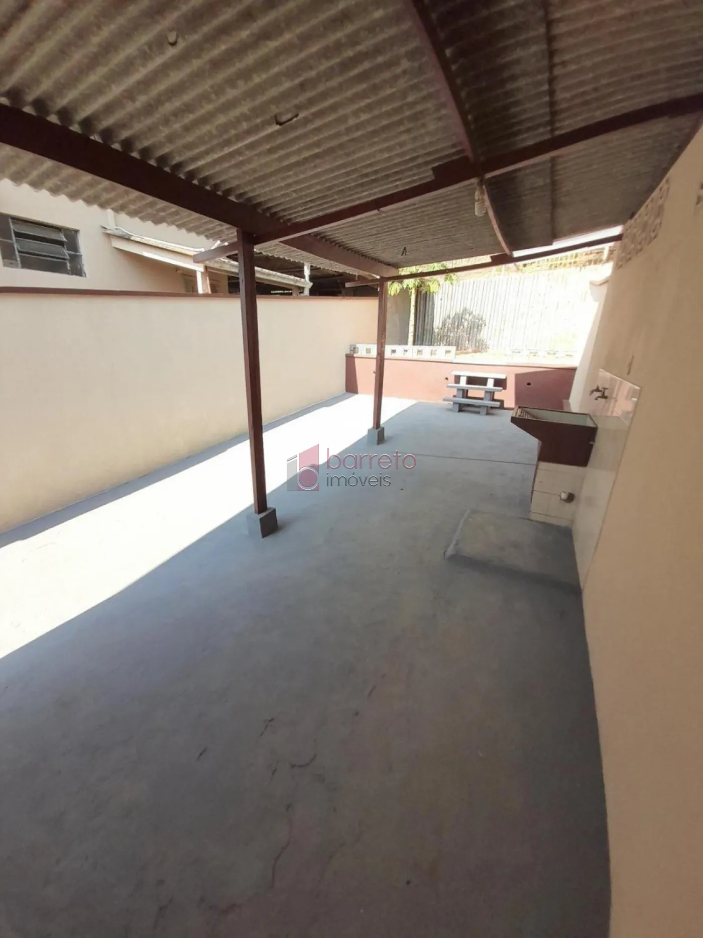 CASA À VENDA NO BAIRRO VILA MANFREDI EM JUNDIAÍ/SP