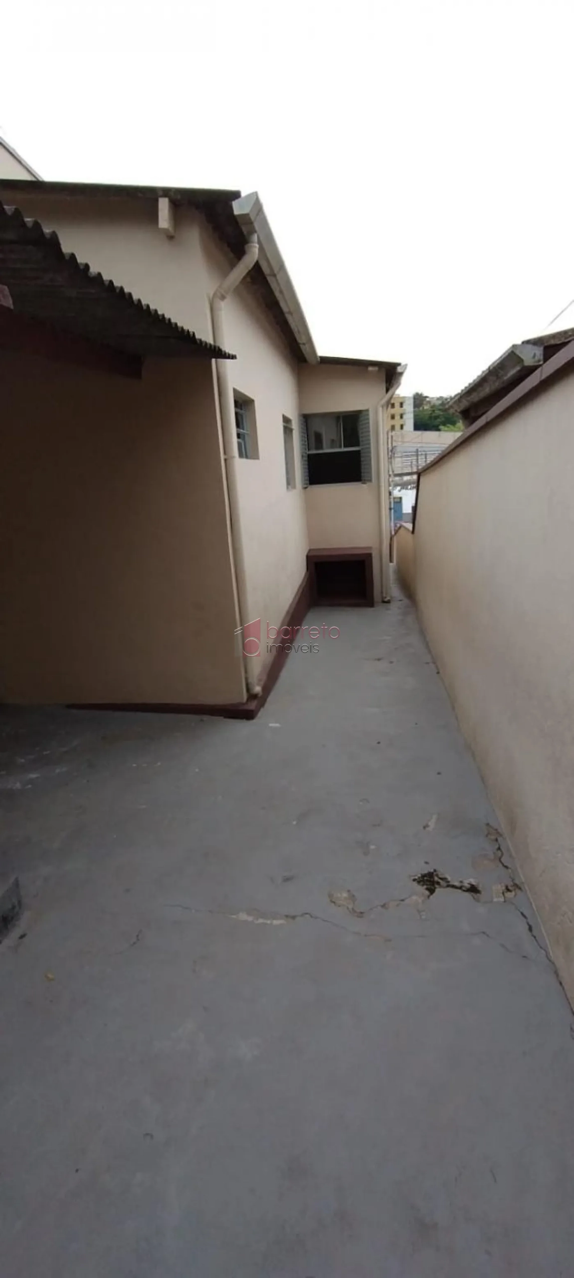 CASA À VENDA NO BAIRRO VILA MANFREDI EM JUNDIAÍ/SP